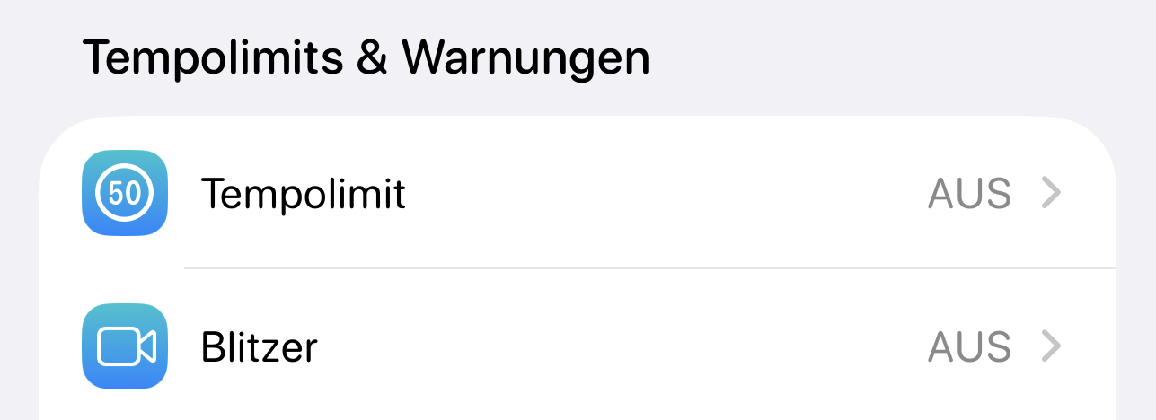 Der Bereich „Tempolimits & Warnungen“ in den App-Einstellungen mit getrennten Einträgen für Tempolimit und Blitzer, beide ausgeschaltet.